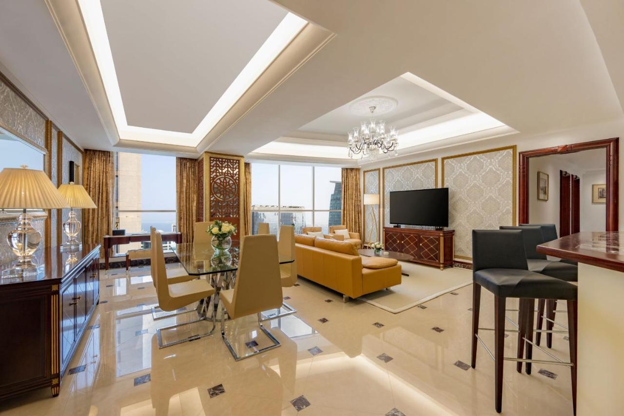 Dusit Hotel & Suites - Doha Dış mekan fotoğraf A 3D rendering of a living room