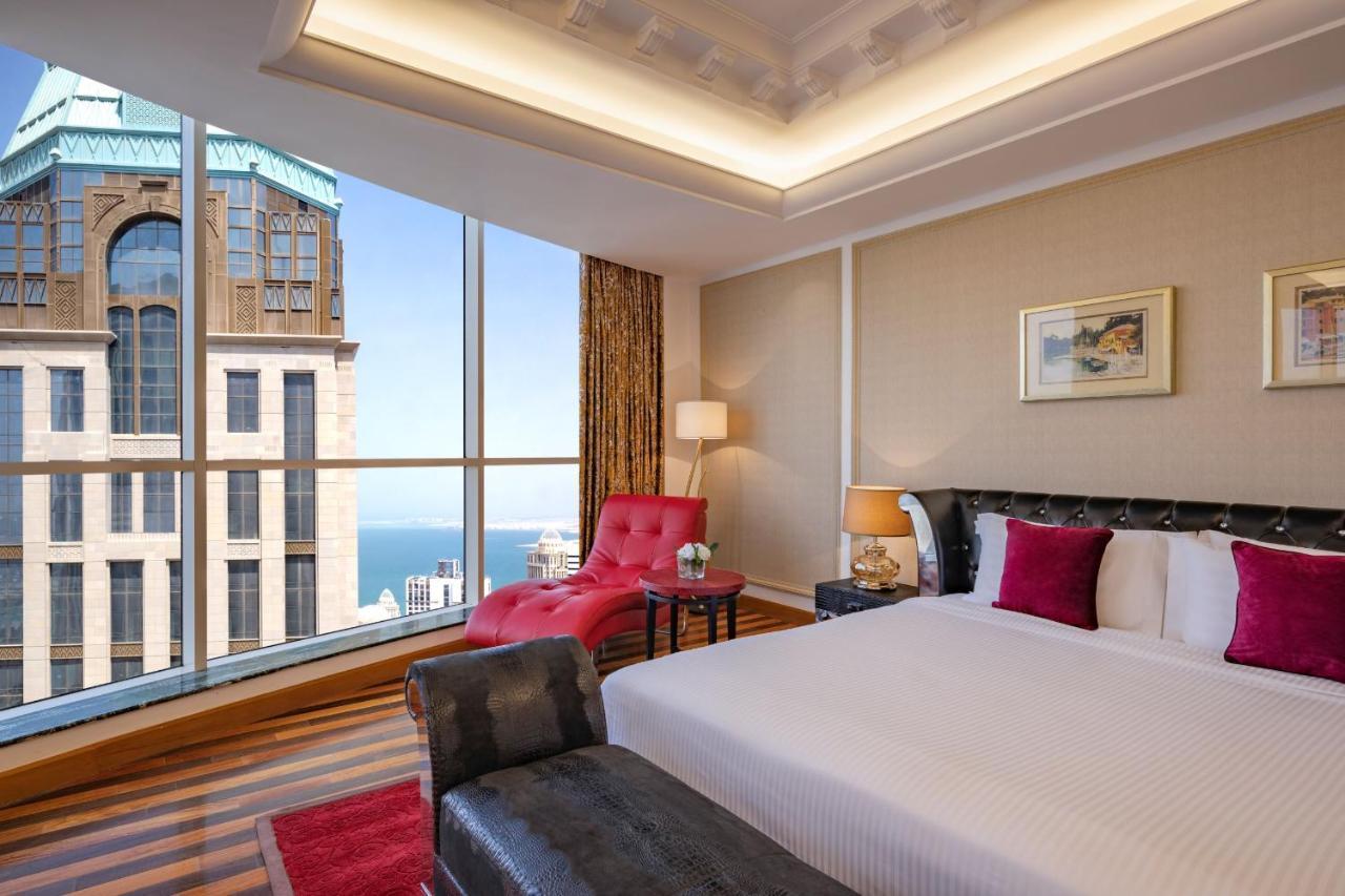 Dusit Hotel & Suites - Doha Dış mekan fotoğraf A bedroom at the hotel