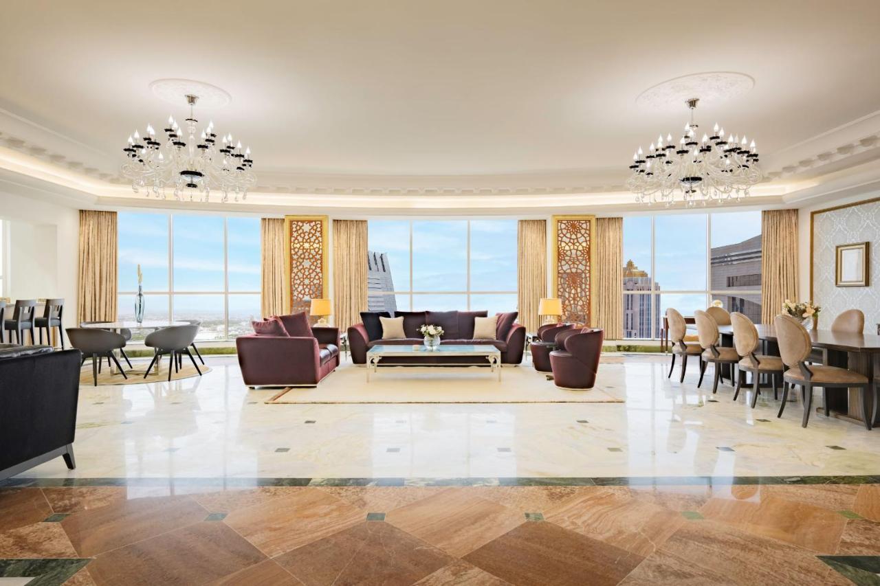 Dusit Hotel & Suites - Doha Dış mekan fotoğraf The interior of a typical apartment